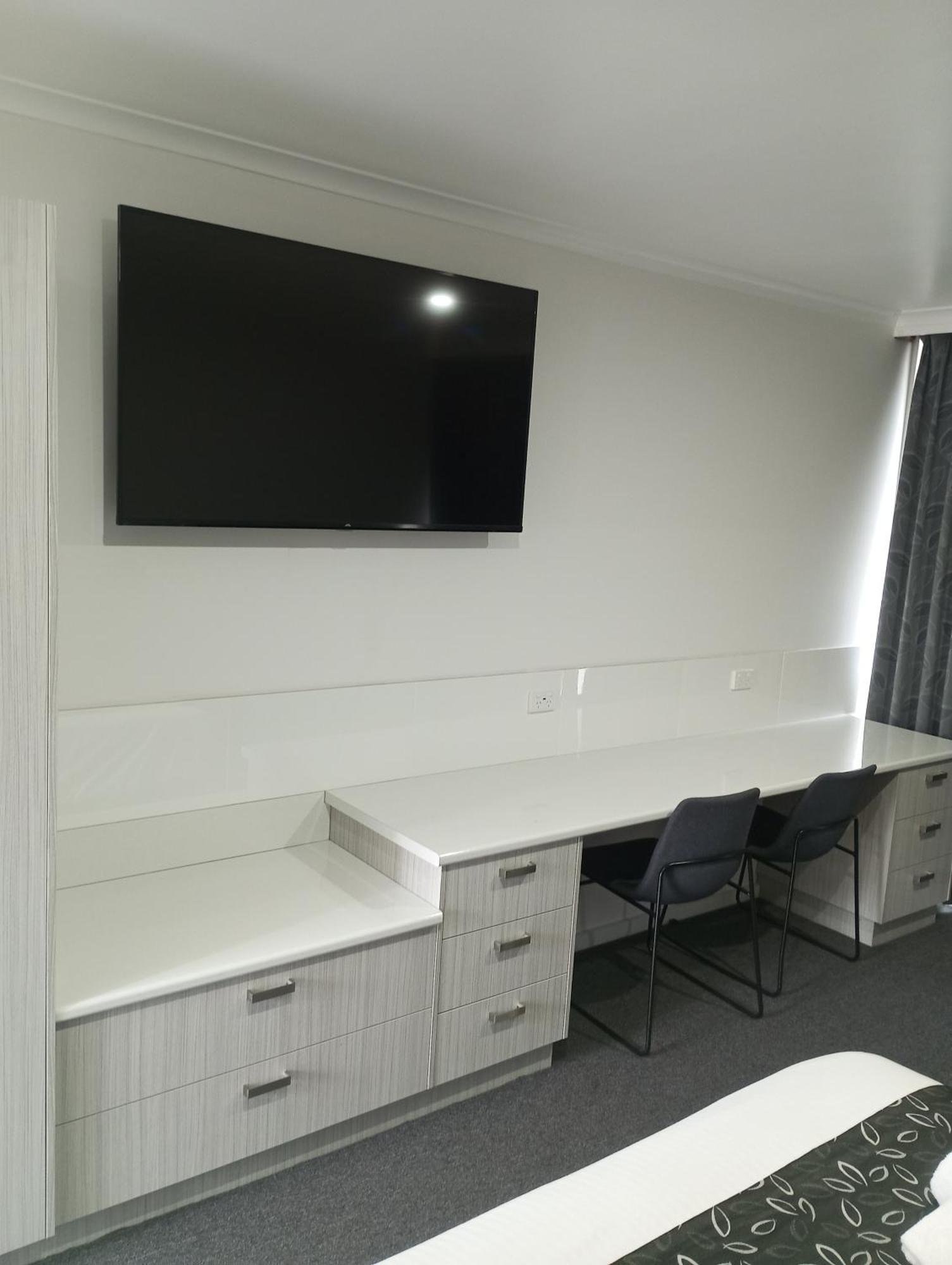 Big Valley Lakeside Paradise Motor Inn Shepparton Esterno foto
